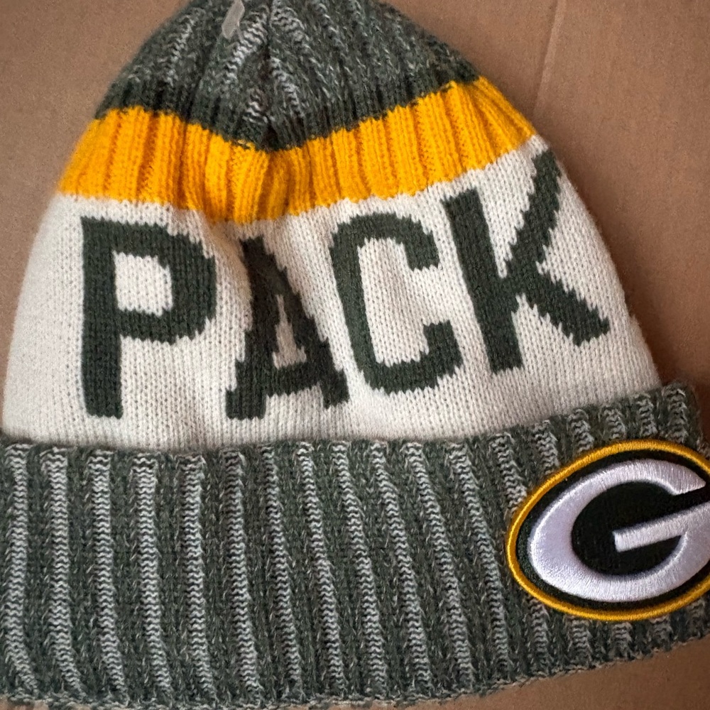 New Era Green Bay Packers Beanie - Gray, Yellow, White